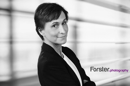 Porträtaufnahme Frau als professionelles Bewerbungsfoto von Forster Photography in Iserlohn