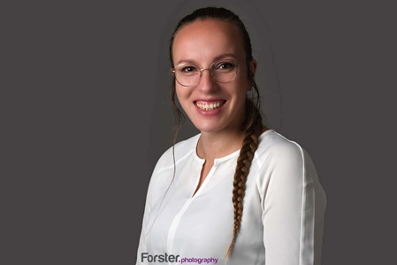 Porträtaufnahme Frau als professionelles Bewerbungsfoto von Forster Photography in Iserlohn