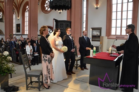 Moderne Hochzeitsfotografie in Iserlohn und Bayreuth